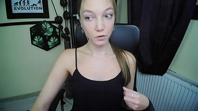 EmillyPlay 라이브 XXX 채팅