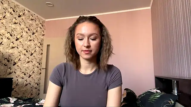 LindaPlavnik Pertunjukan Webcam