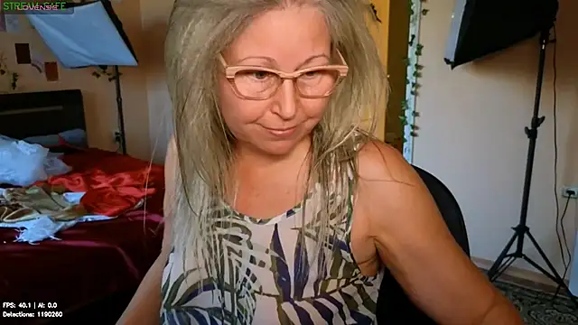 Wane_Witch's Live XXX Chat