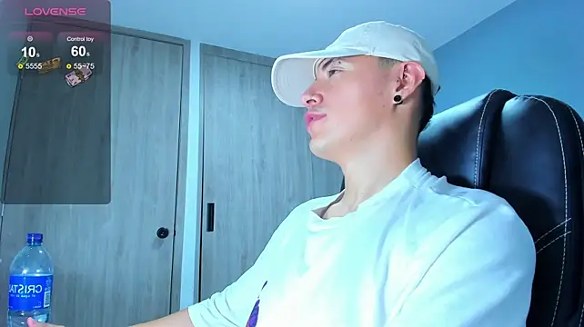 XXX chat uživo modela LOBO_ALPHA
