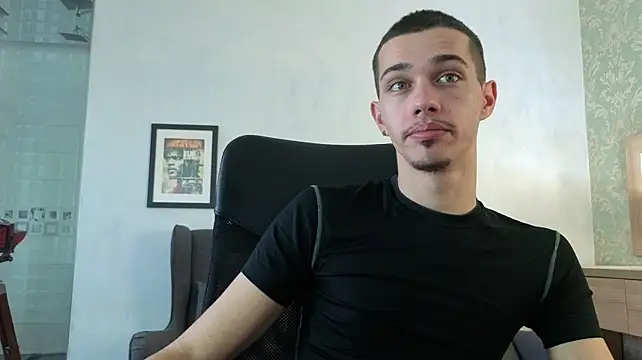 Chatroom XXX en direct de KaydenDrew