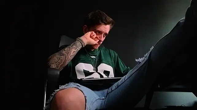 Chat XXX Live FelixStarkk