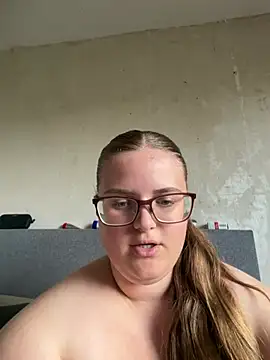 CurvyPaar2 Chat XXX live
