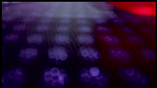 XXX chat uživo modela Atom_Hot