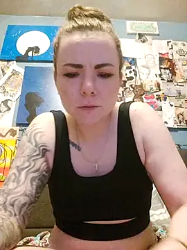 Gangsterbitch Adlı Modelin Web Kamerası Şovu