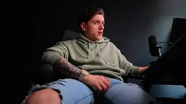 Chat +18 de FelixStarkk ao vivo