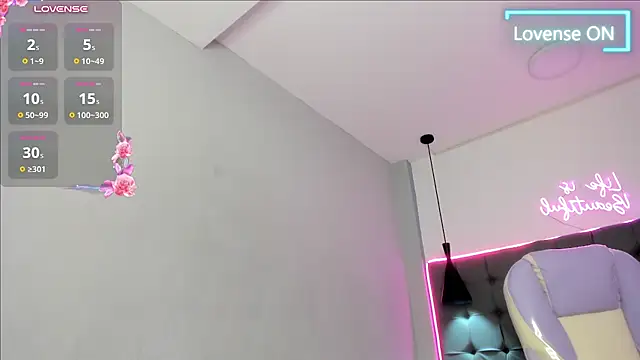 Chat +18 de scarletcherry18 ao vivo