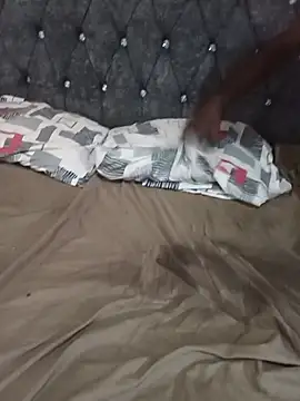 XXX chat uživo modela bigdickk11