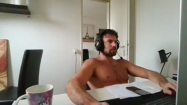 alpha-hunk Live XXX-Chat