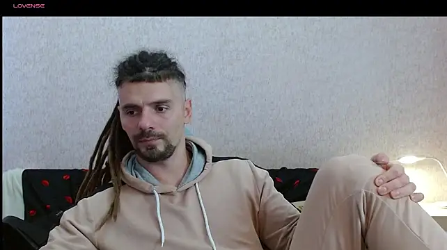 Aestheticguy101 Chat XXX in diretta