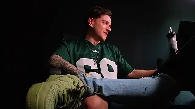 FelixStarkk XXX чат на живо