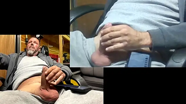 CanadianChris1007 Webcam Show