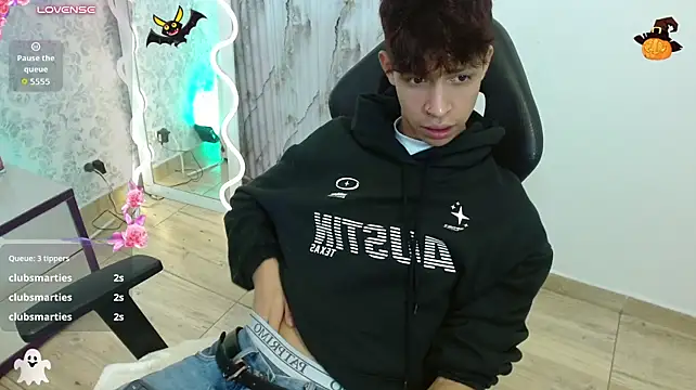 Chat XXX Live OLIIVER_TAY