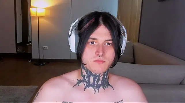 _torfin_ live XXX chat
