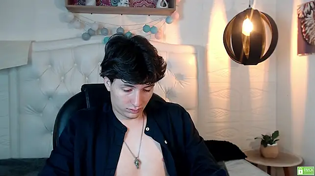 Marcoviolet live XXX chat