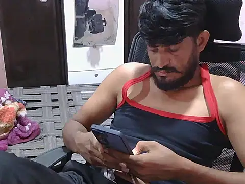 Yuvi_hot Obrolan Langsung XXX