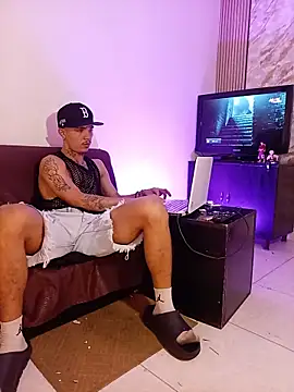 HannibalLester's Live XXX Chat