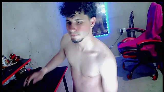 Chatroom XXX en direct de Atom_Hot