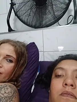 2Juicy_pussy Obrolan Langsung XXX