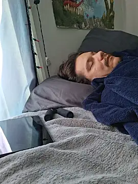 ChuckyyDee XXX чат на живо