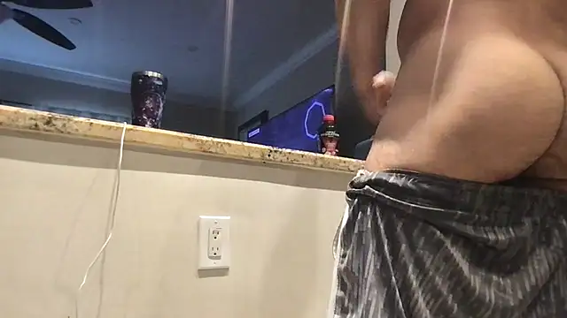 BigGuyMuscle Live XXX-Chat