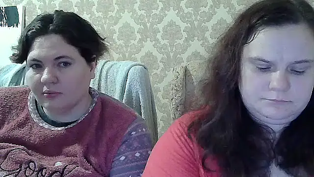 EmmaXKristall's Live XXX Chat