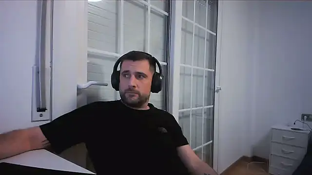 alex877xn Live XXX chat