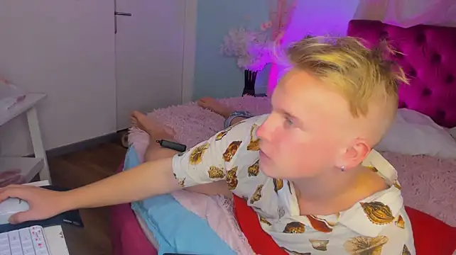 _AlexHot_ élő XXX-chatje