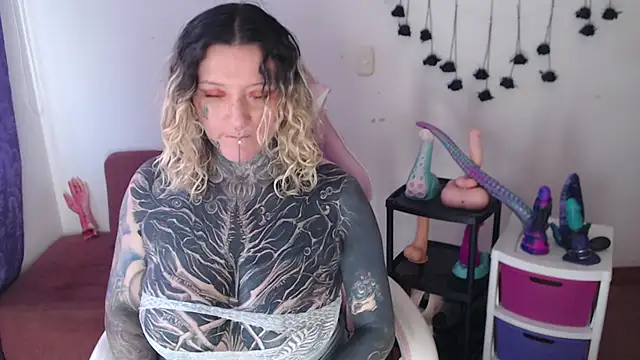 Chat XXX ao vivo de SLOPPYTITSS