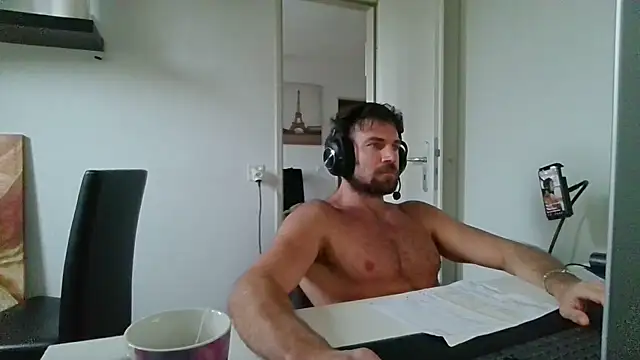 alpha-hunk Live XXX-Chat