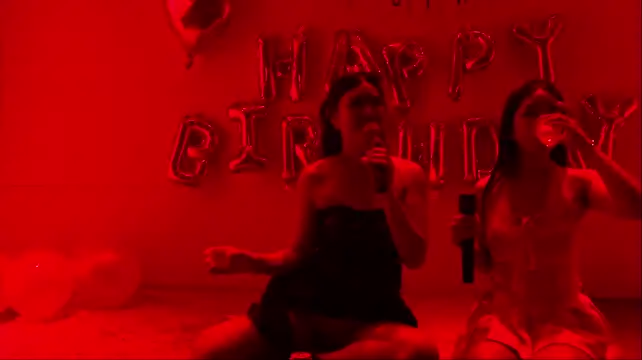 Show de Velvet--girl na webcam