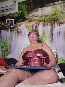 Czat XXX na żywo – QueenPammy1