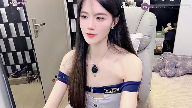 Yueyue-MM's Live XXX Chat