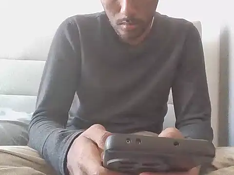 Rgun123's Live XXX Chat