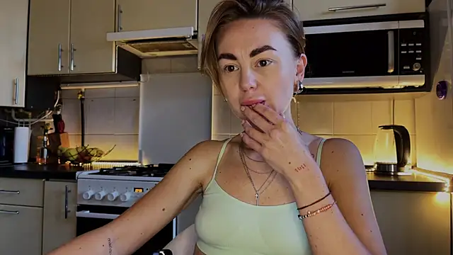 دردشة Marta_Kelly الجنسية المباشرة