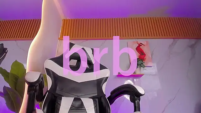Živý XXX chat im_saamy