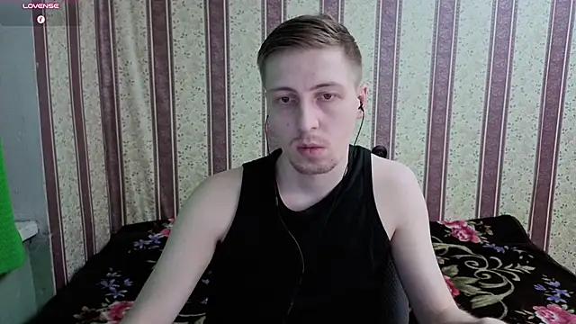 Darien_Brown: онлайн-секс-чат