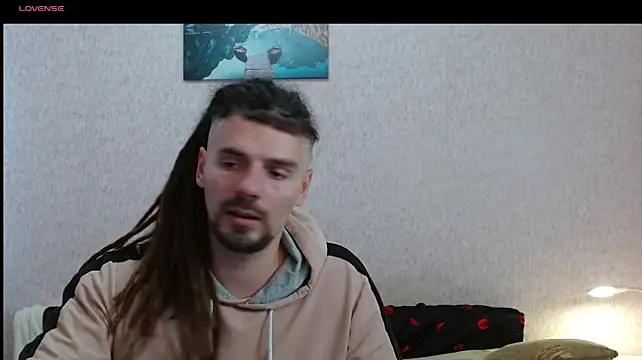 Chatroom XXX en direct de Aestheticguy101