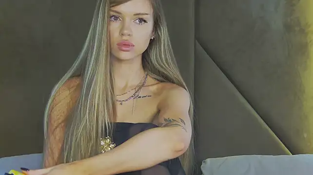 دردشة MarilynNova الجنسية المباشرة