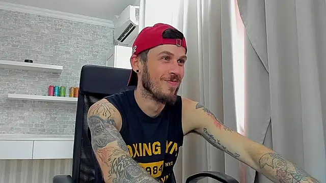 JonahShaw – Naživo XXX chat
