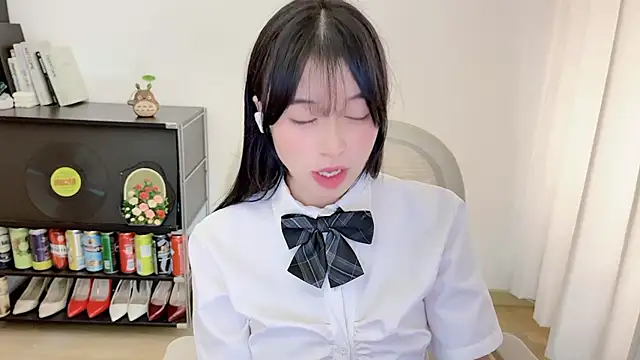 XXX chat uživo modela Onechestnut