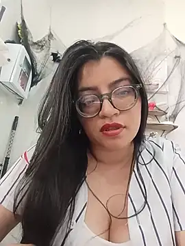SOFI__10's Live XXX Chat