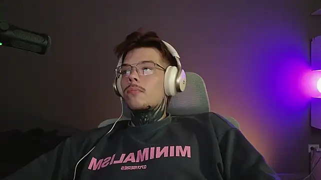 Živý XXX chat DENIS_HERE