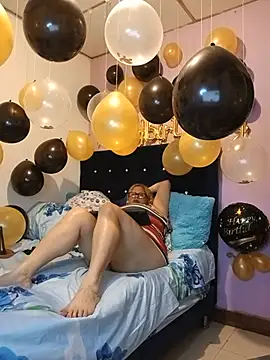 Chatroom XXX en direct de EllisW8