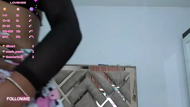 Živý XXX chat CuteLatinaxx