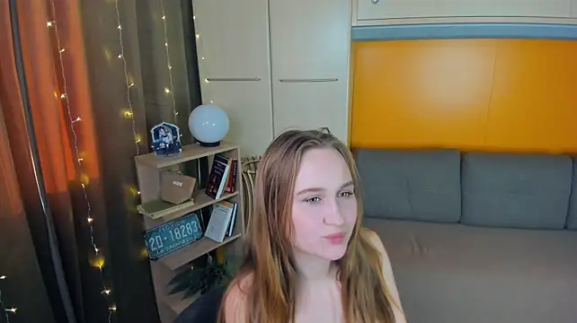 FredaWaterfall Live XXX-chat