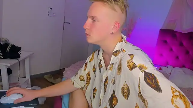 _AlexHot_ 라이브 XXX 채팅