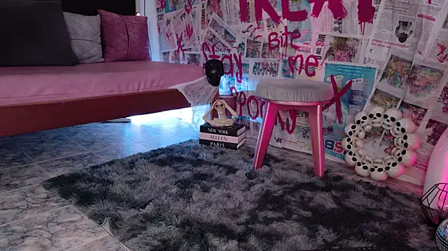 Pauline_Peach's Webcam Show