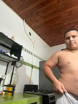 Patricio_02's Live XXX Chat