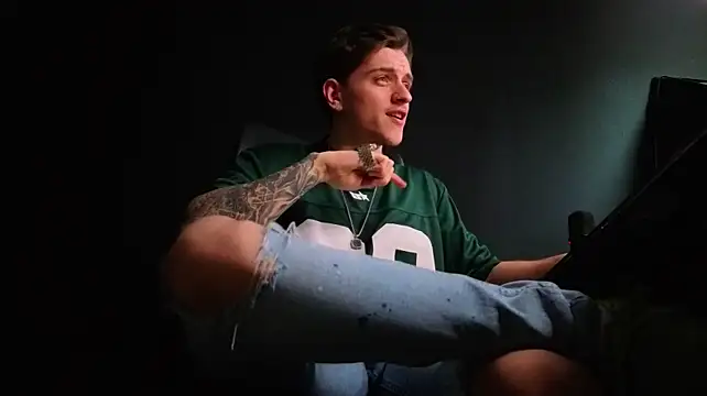 FelixStarkk élő XXX-chatje